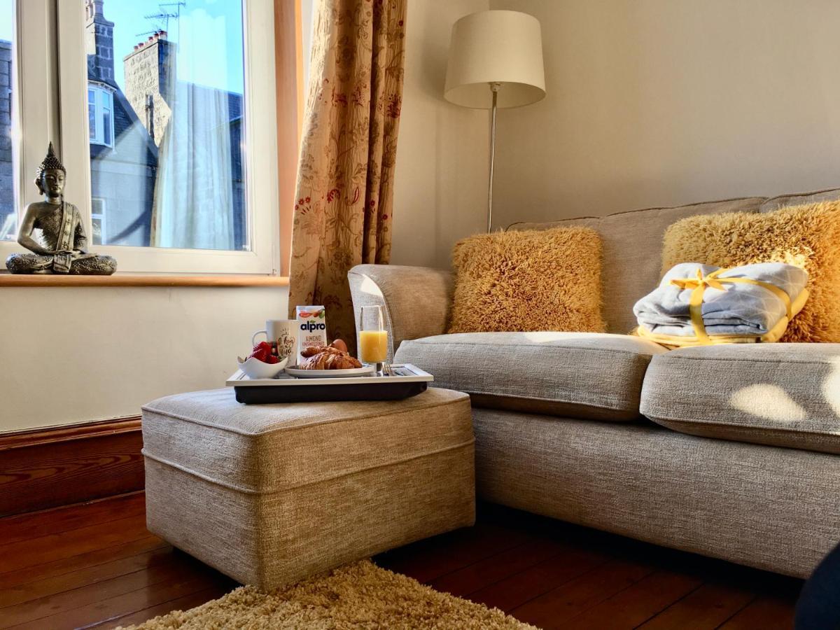 Cosy 2 Bedroom Central Apartment - Free Parking, Free Wifi Абердин Екстер'єр фото